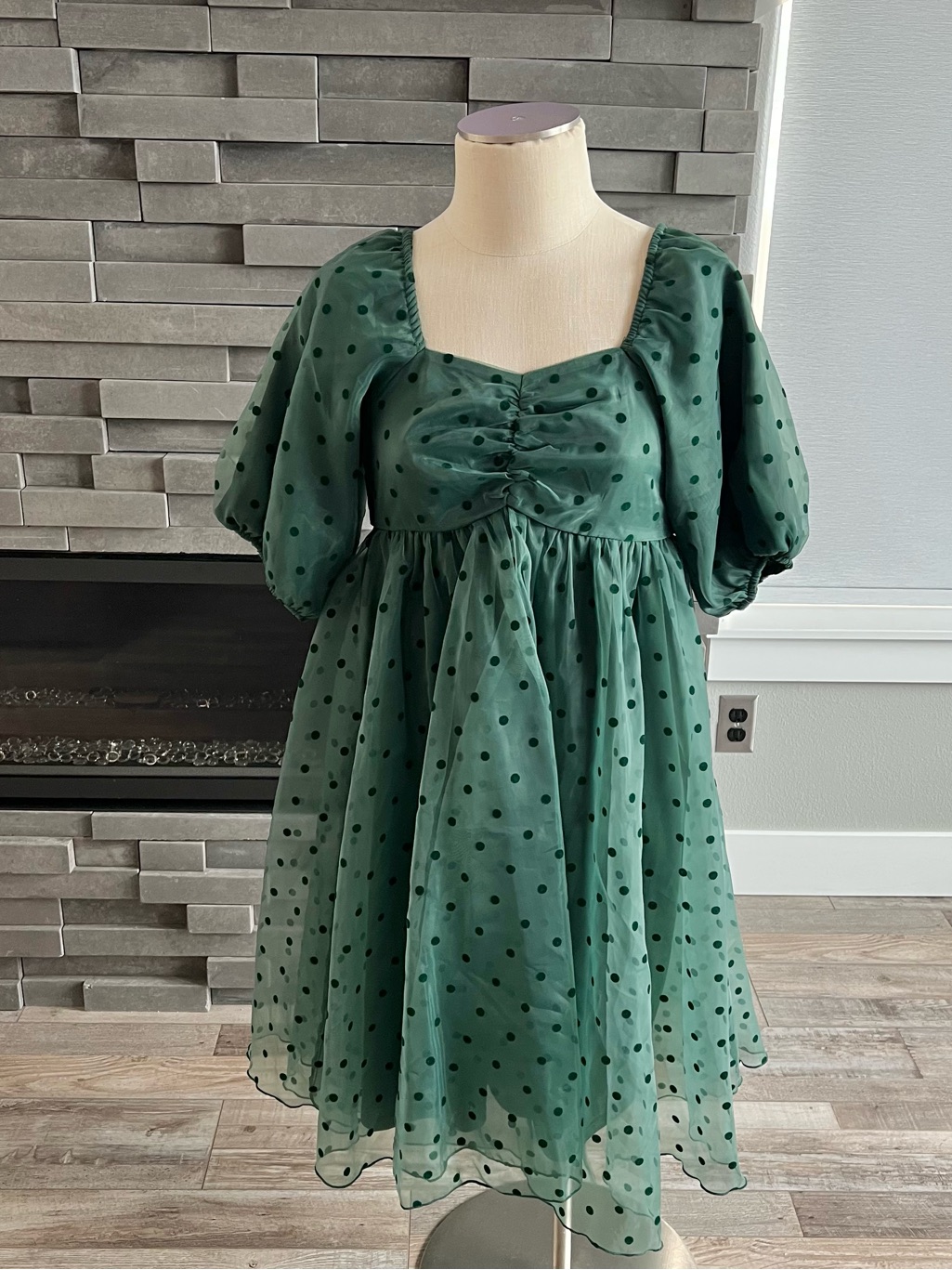 Nwt Pink Desert Women’s Hunter Green Velvet Dot Tulle Dress Size Medium — image 3 of 8